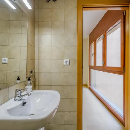 Holiday home Vivalidays Urban Tossa House *