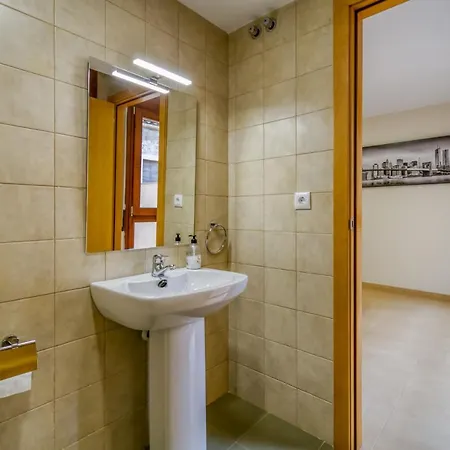 Vivalidays Urban Tossa House Holiday home