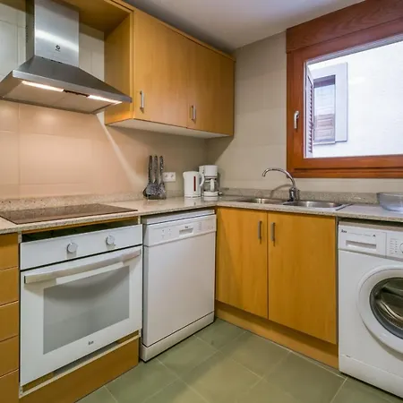 Vivalidays Urban Tossa House Holiday home