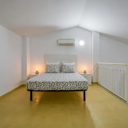 Vivalidays Urban Tossa House * Tossa de Mar